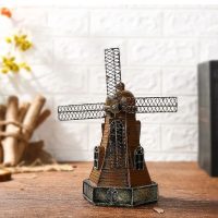 Économie avec Tirelire Ancienne