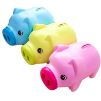 tirelire cochon en plastique
