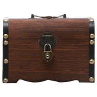 Coffre tirelire en bois