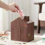 Tirelire Maison en Bois